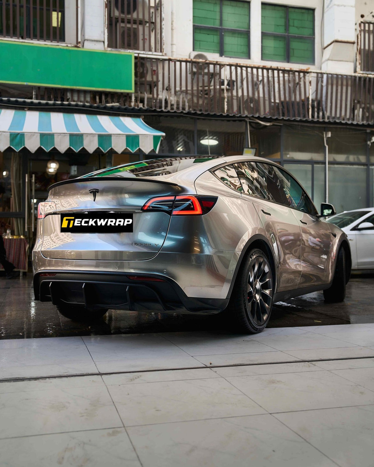 Lustrous Silver Metallic PPF | Deep Gloss Paint Protection Film (CPX407)