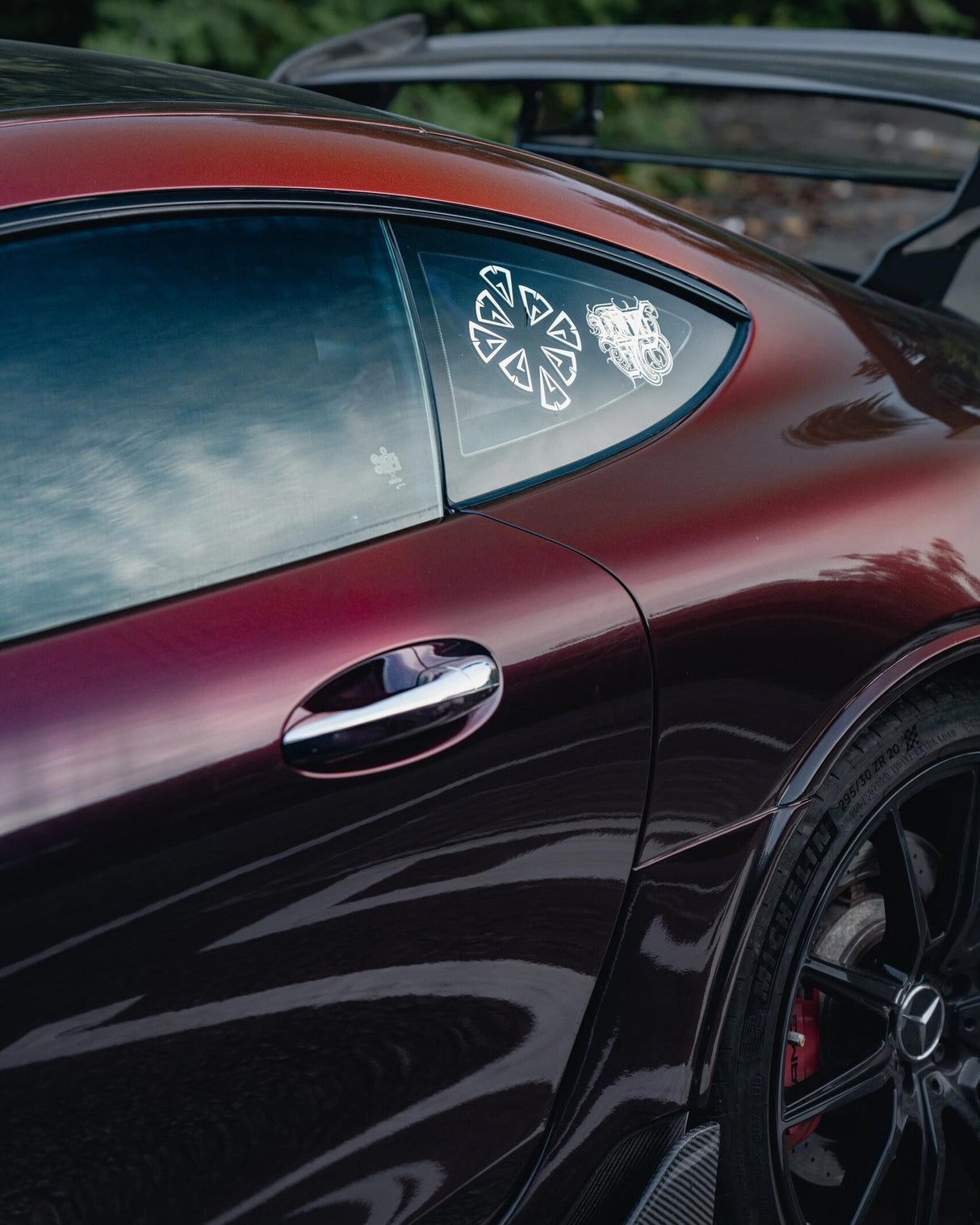 Madeira Red (RD17-HD)