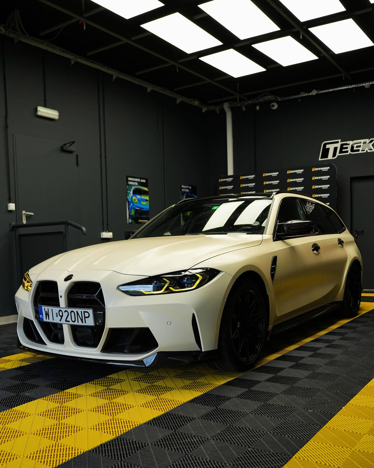 Vanilla Cream (SCM26-R)